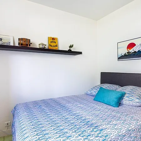 Guestready - Bright Retreat In The 15th Apartment